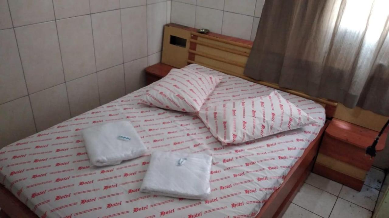 Hotel Curitiba - Sao Paulo, Proximo A Sta Efigenia, 25 De Marco, Bom Retiro Bagian luar foto